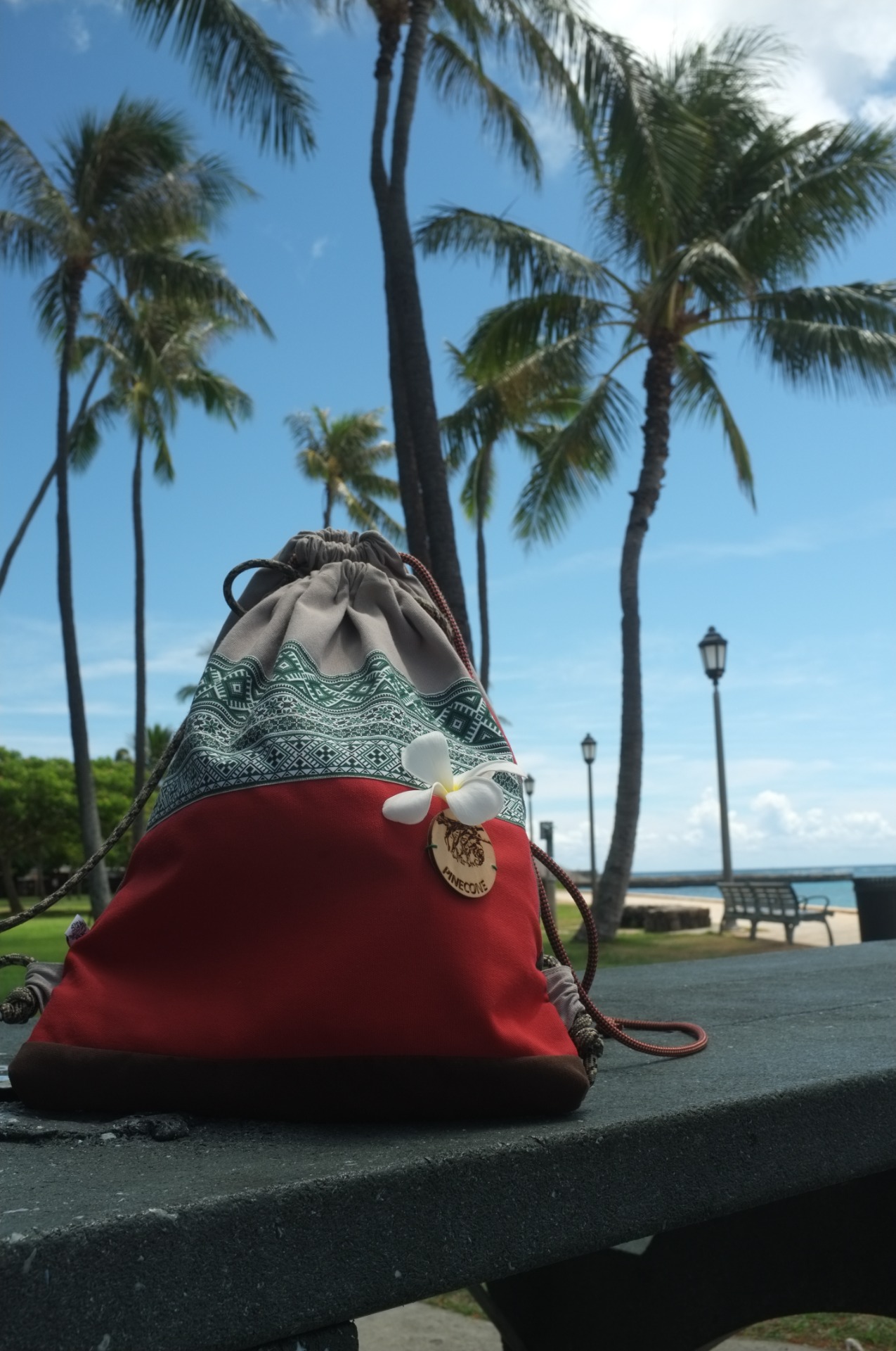 Na letné dovolenky je Pinecone backpack najlepšia voľba